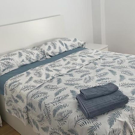 Familyhomestay Valencia Bagian luar foto