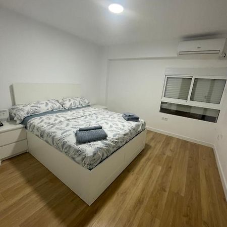 Familyhomestay Valencia Bagian luar foto