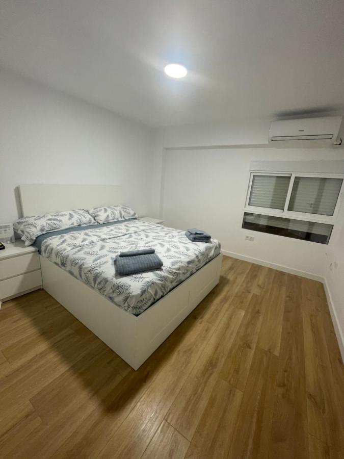 Familyhomestay Valencia Bagian luar foto